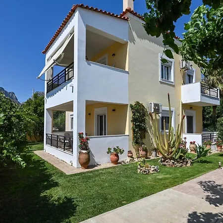 Holiday home Charalampos *