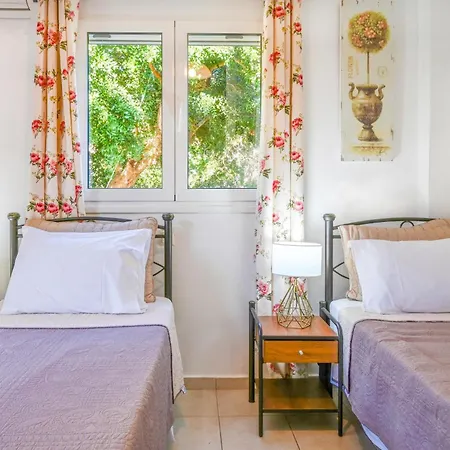Holiday home Charalampos *